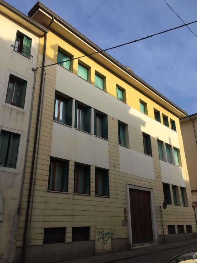 Elegant Apartment Vicenza Luaran gambar